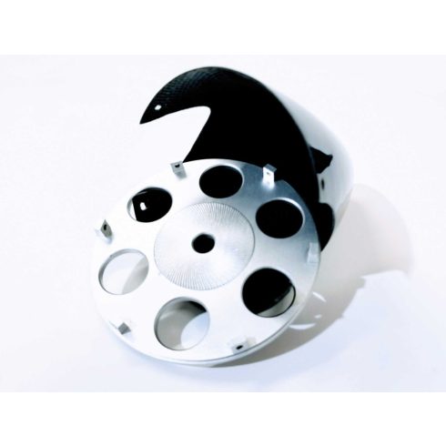 Extreme Flight Karbon Fehér 4,5" (114mm) Orrkúp, alu hátlappal.