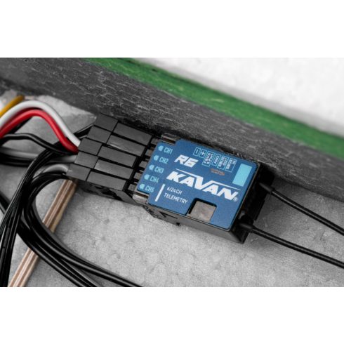 KAVAN R6 Telemetry Vevő.