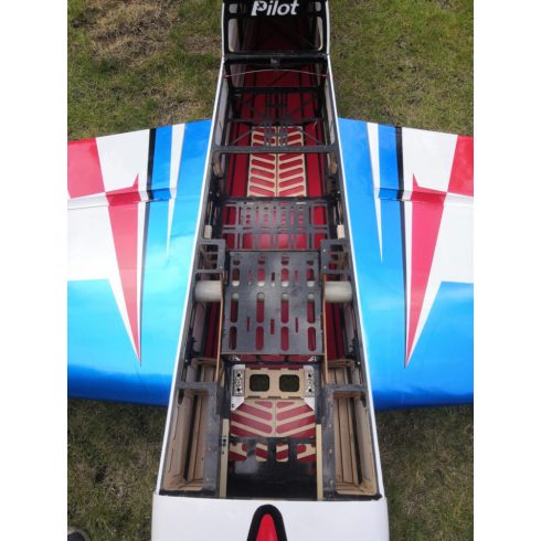 Pilot-Rc Extra NG 103"(2,63m), Piros/Ezüst ARF kit.