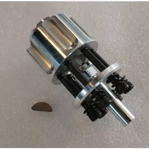 Stinger 125 Hub szett (Hub, alátét, tengely és csavarok)