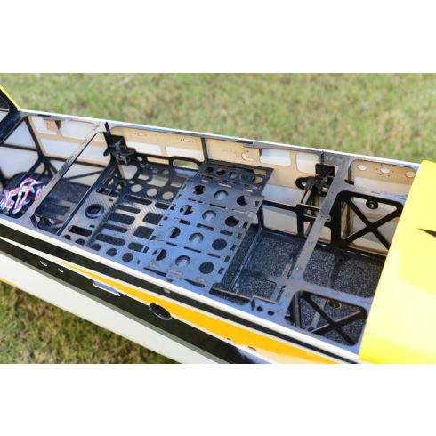 Skywing Rc Laser 260 V3 101" (2565 mm), Sárga/Fehér ARF Szett.