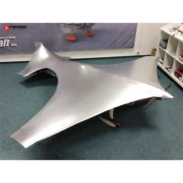 Крема за сунчање и торба за заштиту од сунца